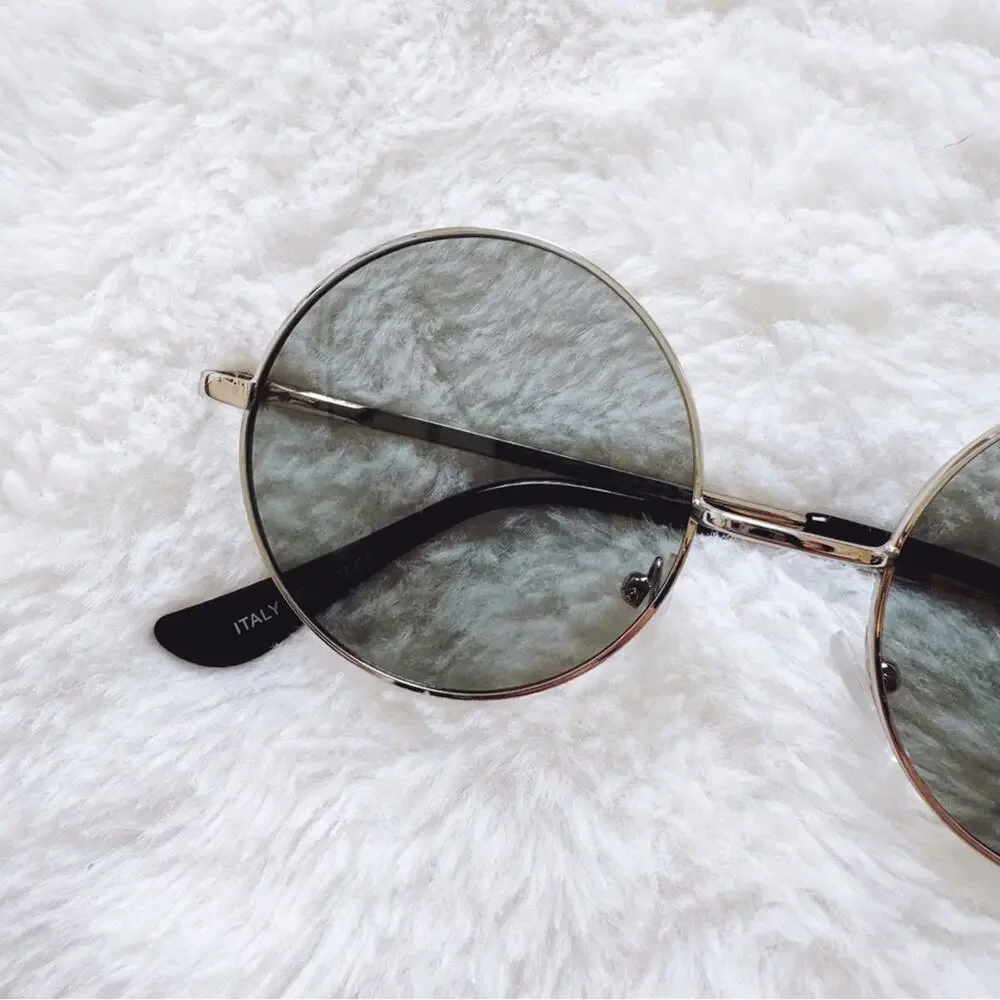 Stylens embrace timeless